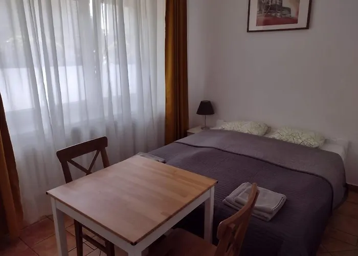 Pokoje Goscinne Przy Ogrodzie Staromiejskim